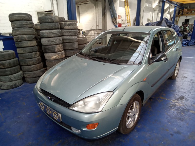 ford focus 1.6 ghia del año 1999
