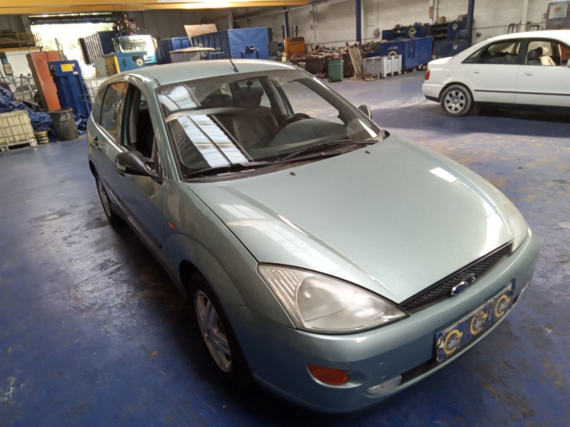 ford focus 1.6 ghia del año 1999