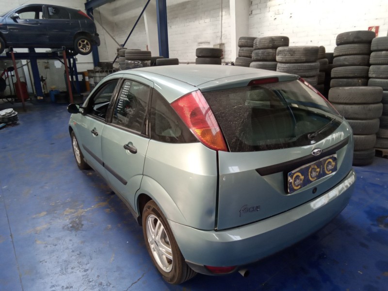 ford focus 1.6 ghia del año 1999
