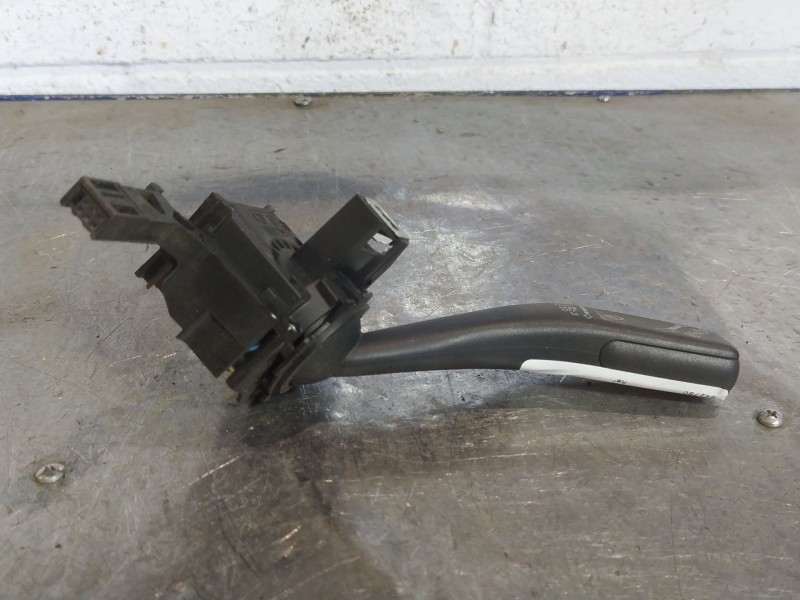 Recambio de mando limpia para skoda octavia berlina (1z3)  | 0.08 - ...  | 0.08 - ... referencia OEM IAM   