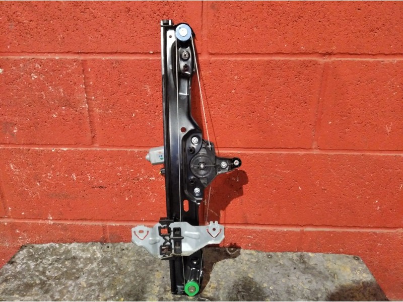 Recambio de elevalunas delantero derecho para nissan qashqai (j11)  | 0.13 - ...  | 0.13 - ... referencia OEM IAM    Recambio de elevalunas delantero derecho para nissan qashqai (j11)  | 0.13 - ...  | 0.13 - ... referencia OEM IAM