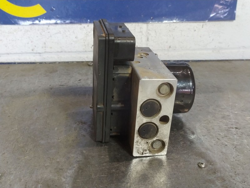 Recambio de abs para mercedes clase c (w203) berlina referencia OEM IAM A0325459132 10092515413 10020403954