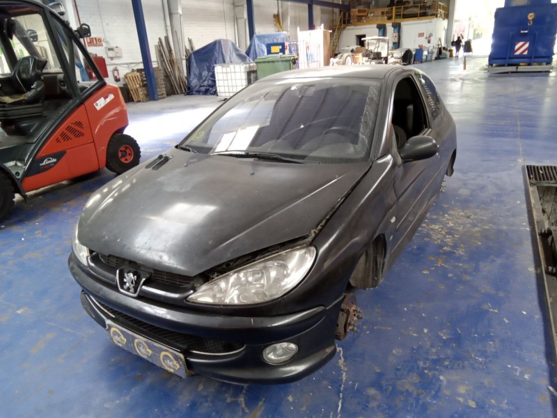 peugeot 206 1.4 75 del año 2003