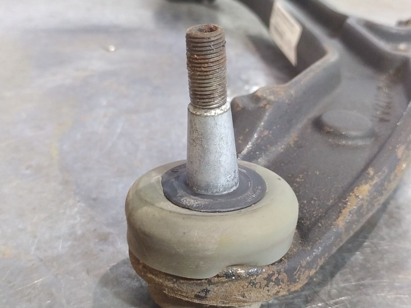 Recambio de brazo suspension inferior delantero derecho para chrysler grand voyager  | 0.08 - ...  | 0.08 - ... referencia OEM I