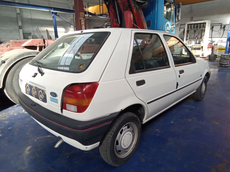 ford fiesta berl./courier surf | 08.91 - 12.97 del año 1989