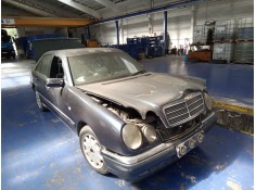 mercedes clase e (w210) berlina del año 1997