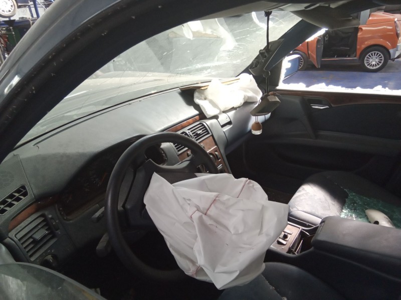 mercedes clase e (w210) berlina del año 1997