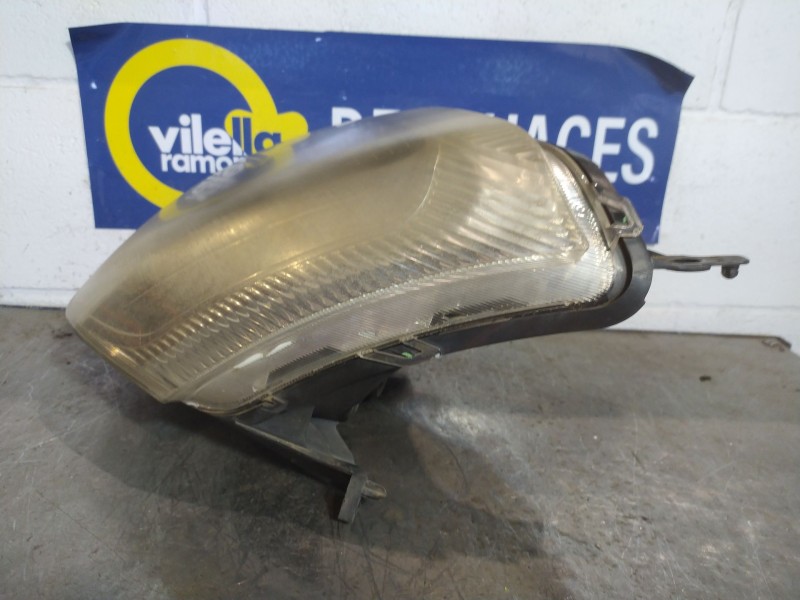 Recambio de faro izquierdo para citroen c2 1.4 hdi referencia OEM IAM   