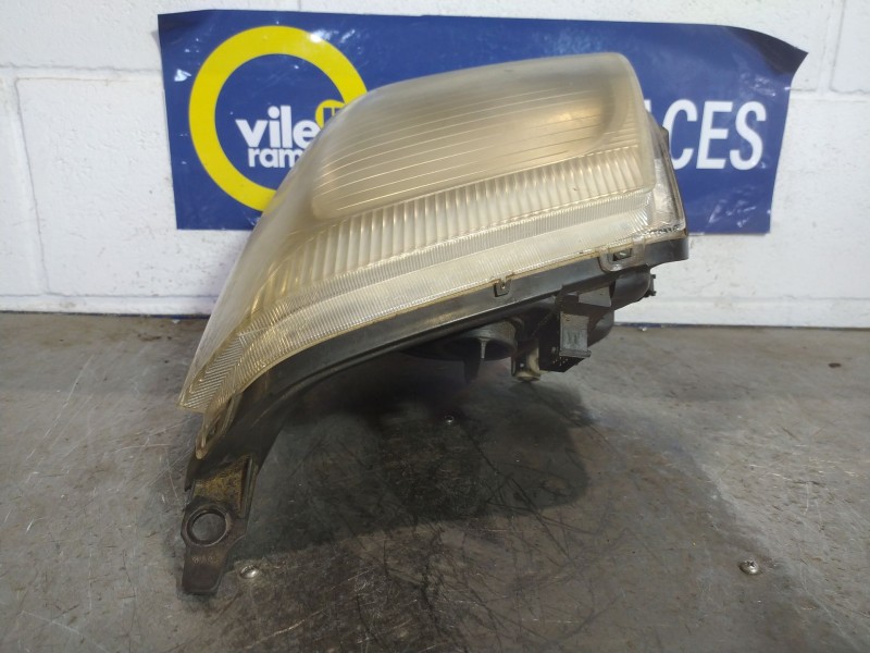 Recambio de faro izquierdo para citroen c2 1.4 hdi referencia OEM IAM   