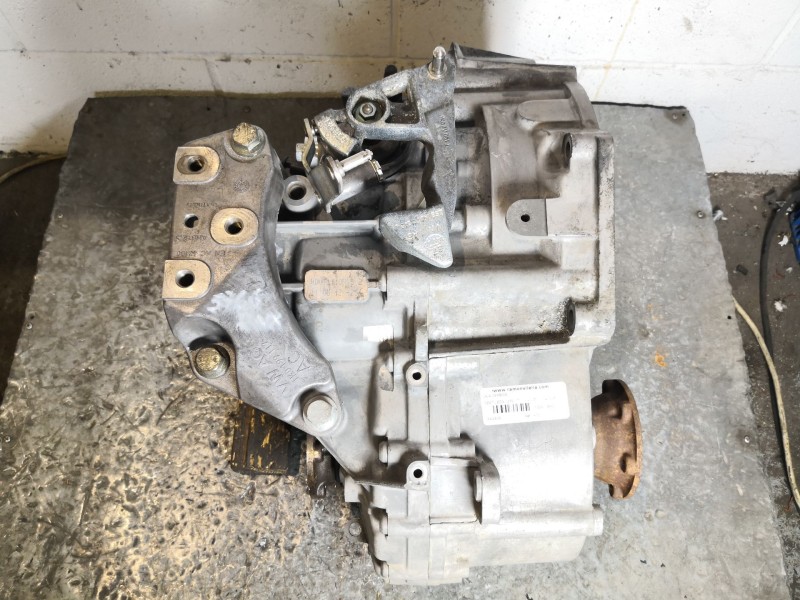 Recambio de caja cambios para seat leon (1p1)  | 0.05 - ...  | 0.05 - ... referencia OEM IAM HDU  