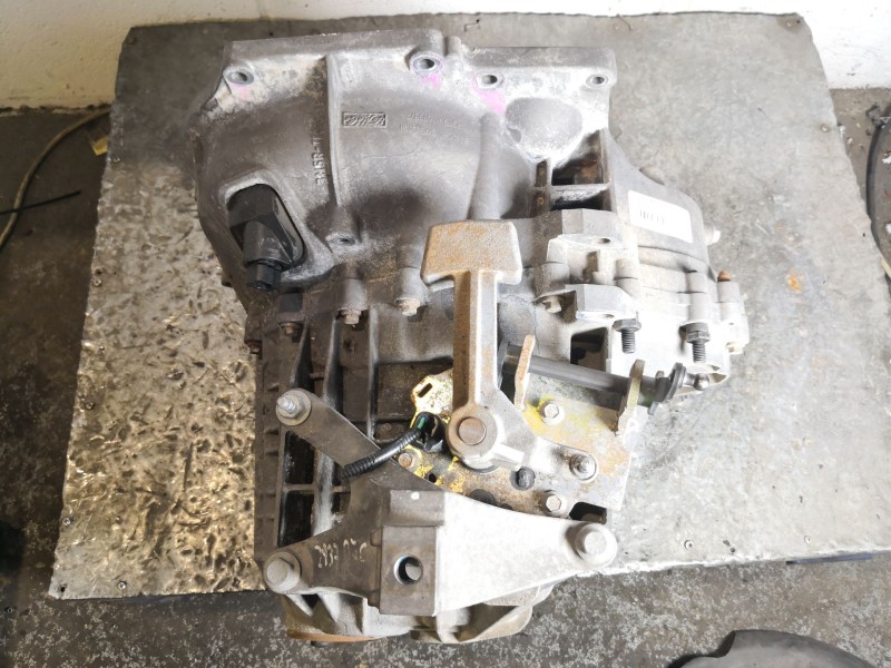 Recambio de caja cambios para ford focus berlina (cap) 1.6 tdci cat referencia OEM IAM 3M5R7002YF  