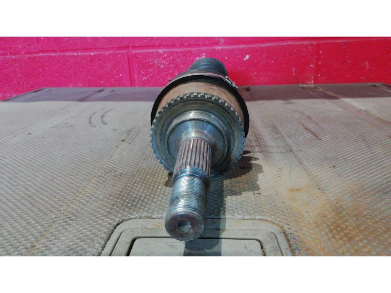 Recambio de transmision delantera derecha para nissan primera referencia OEM IAM    Recambio de transmision delantera derecha para nissan primera referencia OEM IAM