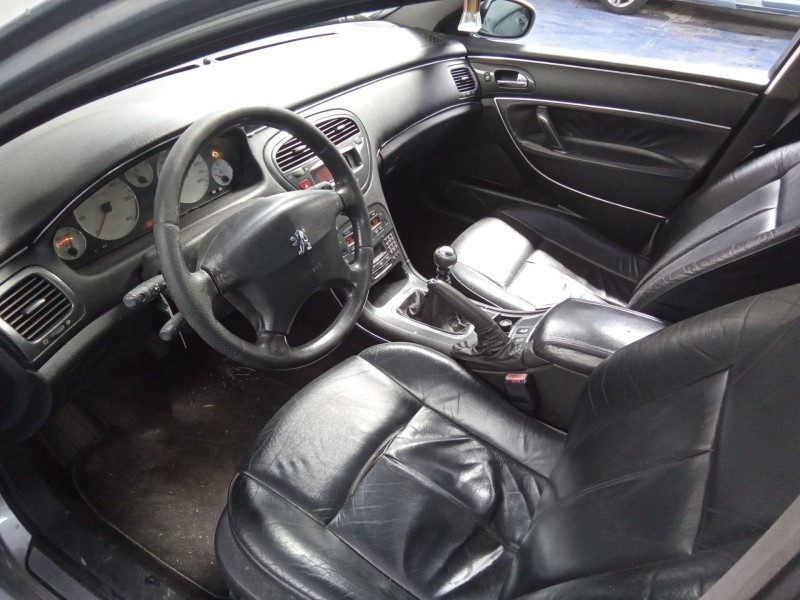 peugeot 607 del año 2003