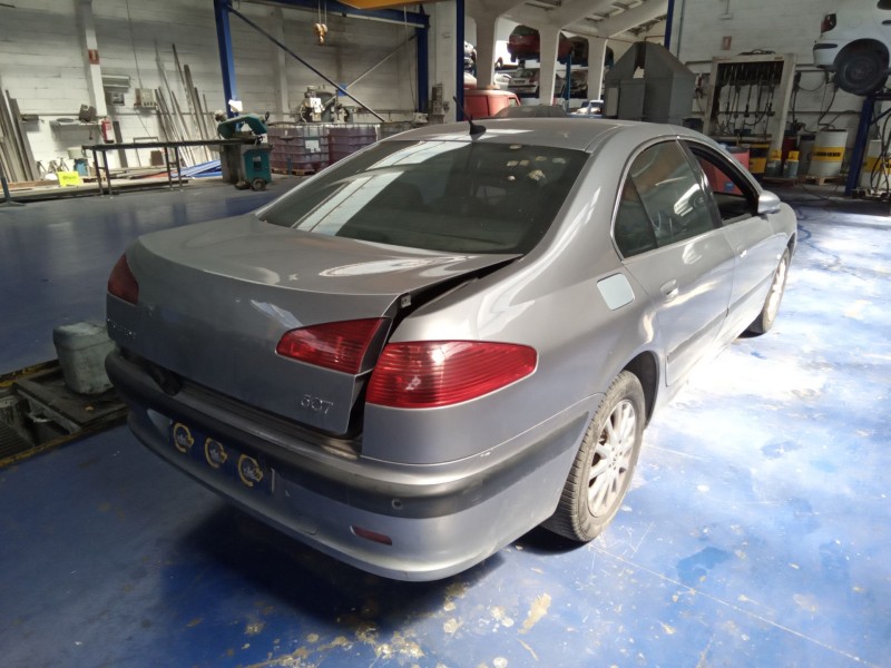peugeot 607 del año 2003