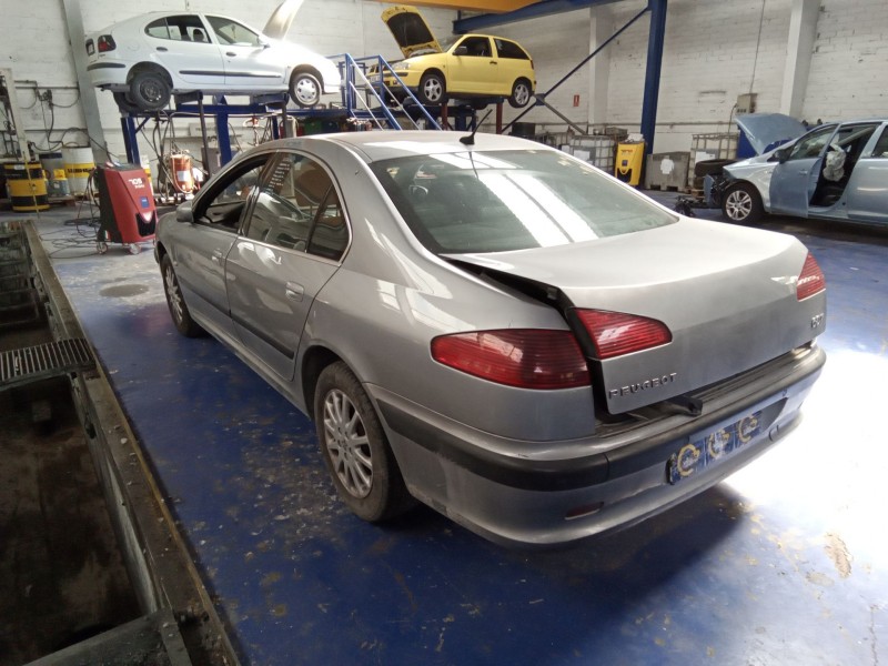 peugeot 607 del año 2003