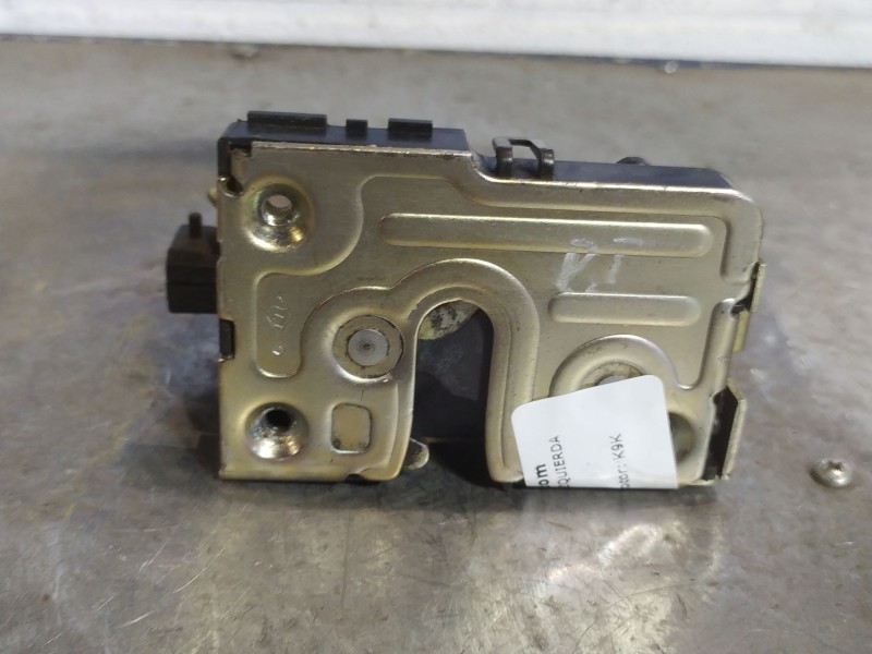 Recambio de cerradura puerta delantera izquierda para dacia logan ambiance referencia OEM IAM   