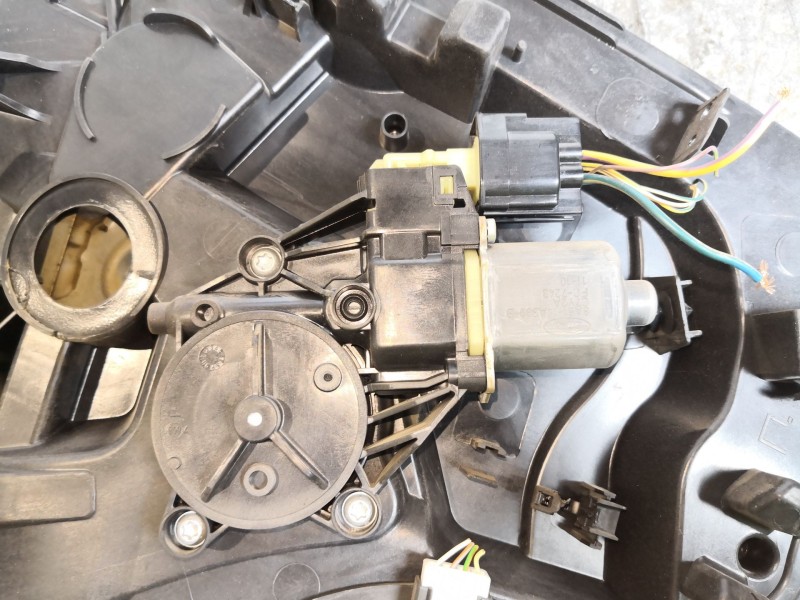 Recambio de elevalunas delantero izquierdo para ford fiesta (cb1)  | 0.08 - ...  | 0.08 - ... referencia OEM IAM   