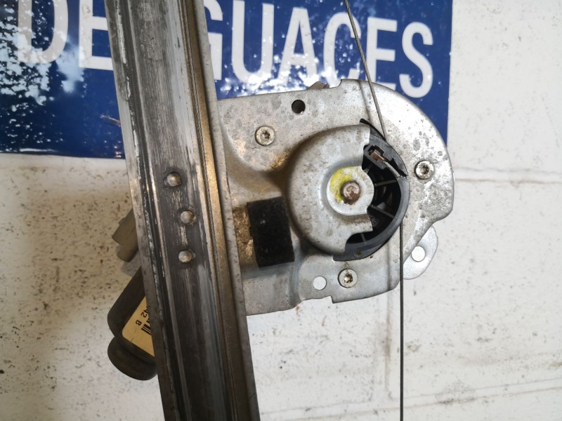 Recambio de elevalunas delantero derecho para toyota aygo (kgb/wnb)  | 0.05 - ...  | 0.05 - ... referencia OEM IAM 400842B   Recambio de elevalunas delantero derecho para toyota aygo (kgb/wnb)  | 0.05 - ...  | 0.05 - ... referencia OEM IAM 400842B