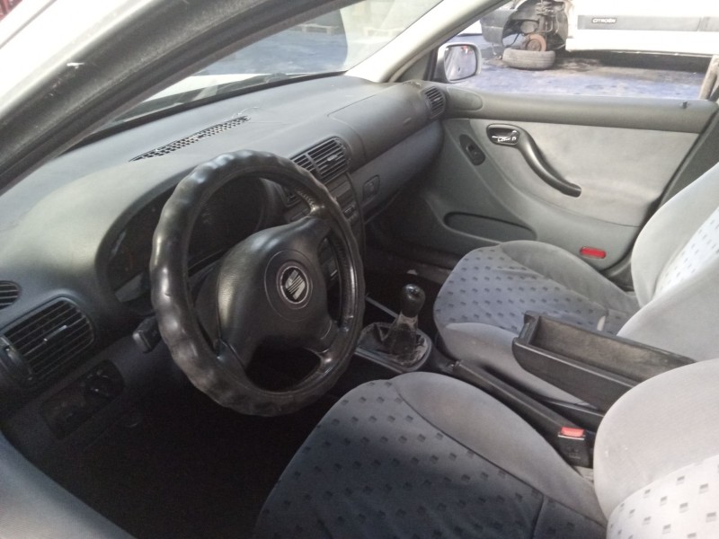 seat toledo (1m2) del año 1999