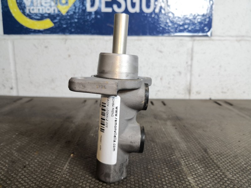 Recambio de bomba freno para dacia logan ambiance referencia OEM IAM   