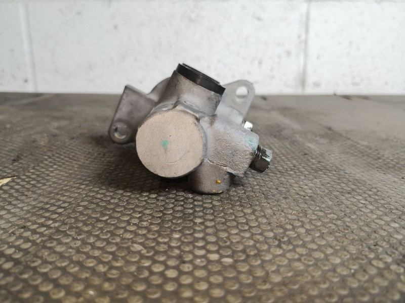 Recambio de bomba freno para dacia logan ambiance referencia OEM IAM   