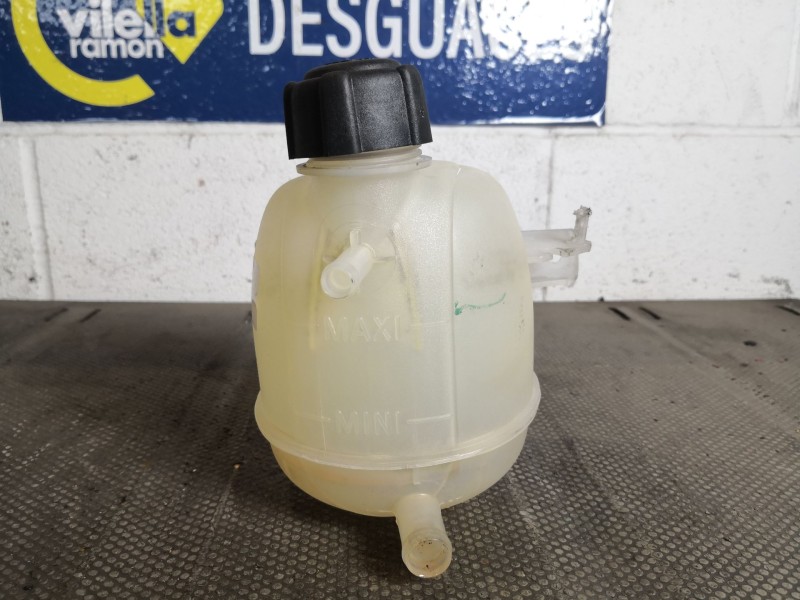 Recambio de deposito expansion para dacia logan ambiance referencia OEM IAM   