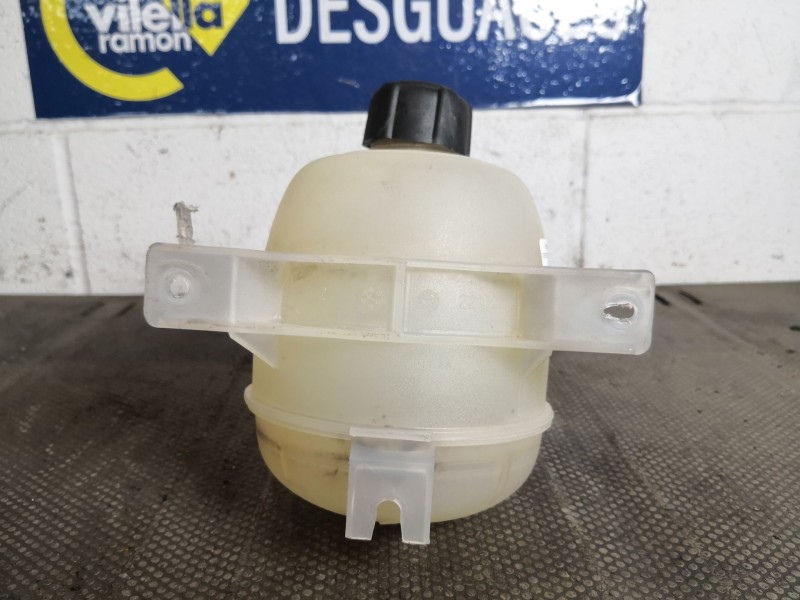 Recambio de deposito expansion para dacia logan ambiance referencia OEM IAM   