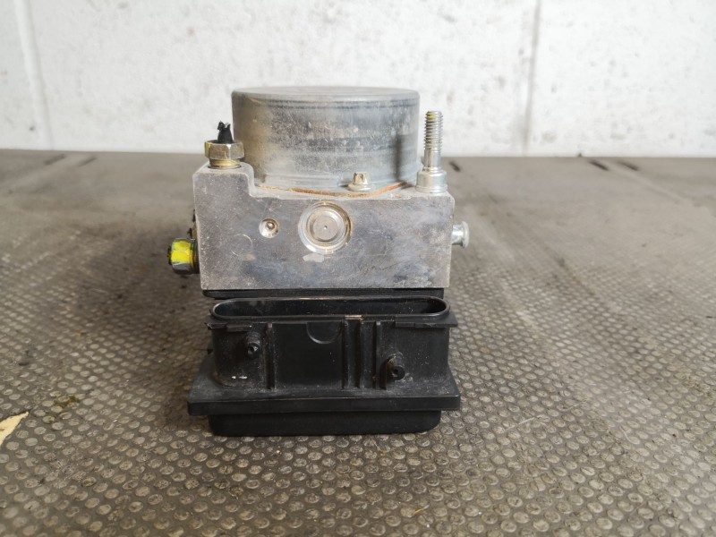Recambio de abs para dacia logan ambiance referencia OEM IAM 0265800584  