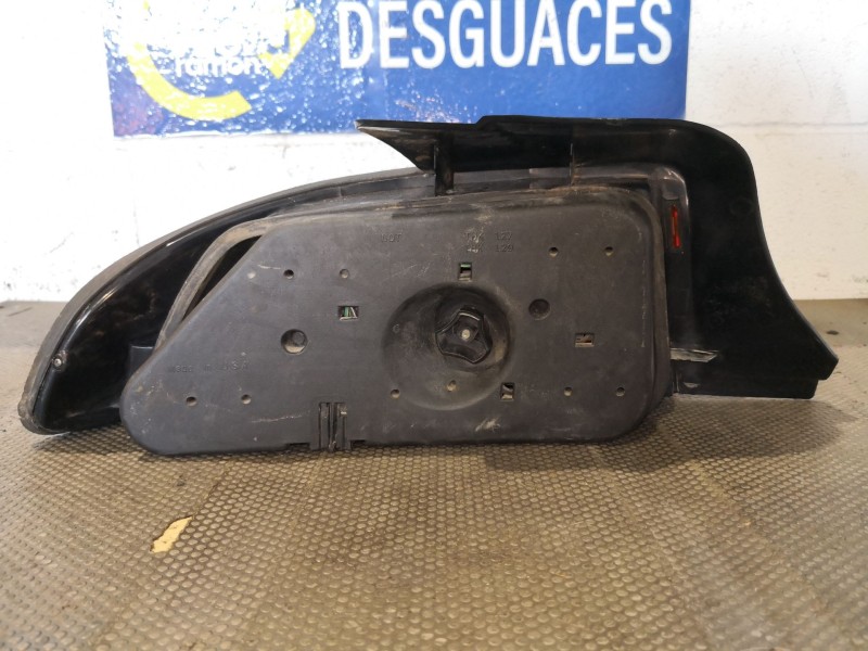 Recambio de piloto trasero derecho para bmw serie z3 roadster (e36) 1.9 referencia OEM IAM   