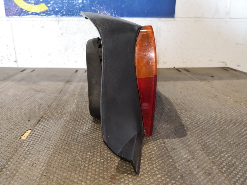 Recambio de piloto trasero derecho para bmw serie z3 roadster (e36) 1.9 referencia OEM IAM   