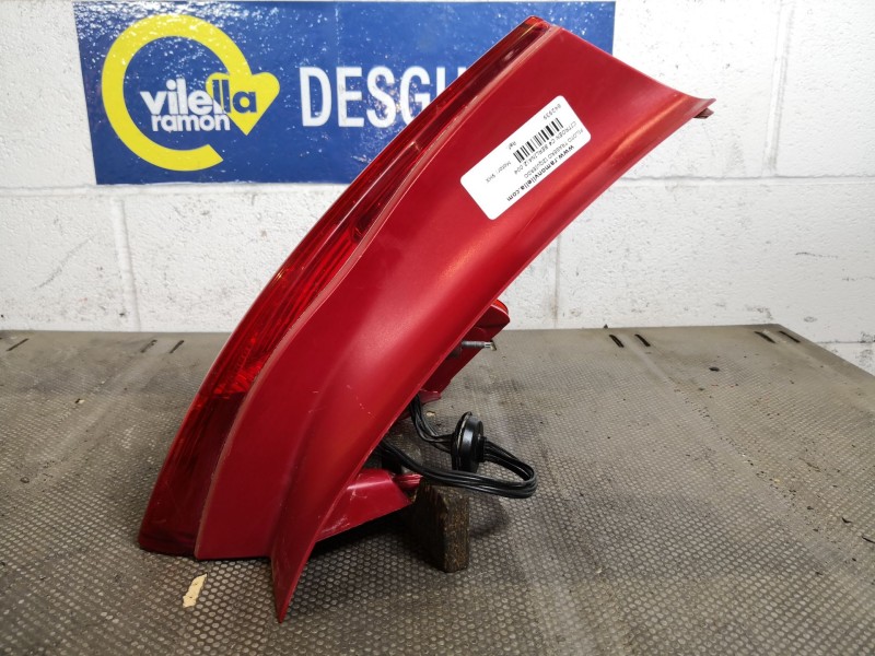 Recambio de piloto trasero izquierdo para citroen c4 berlina 1.6 16v hdi referencia OEM IAM   