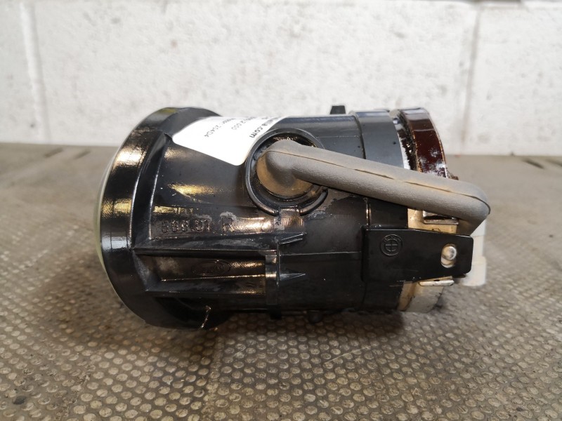 Recambio de faro antiniebla derecho para bmw serie 3 cabrio (e46) 2.0 16v diesel cat referencia OEM IAM   