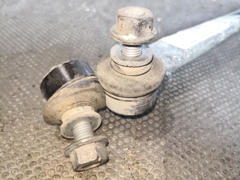 Recambio de bieleta estabilizadora delantera para bmw x5 (e53) 3.0 24v turbodiesel cat referencia OEM IAM   