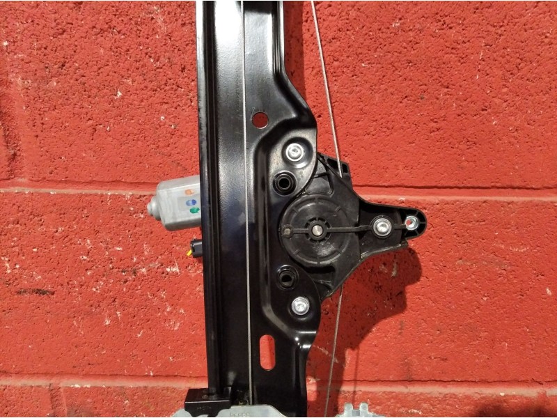 Recambio de elevalunas delantero derecho para nissan qashqai (j11)  | 0.13 - ...  | 0.13 - ... referencia OEM IAM    Recambio de elevalunas delantero derecho para nissan qashqai (j11)  | 0.13 - ...  | 0.13 - ... referencia OEM IAM