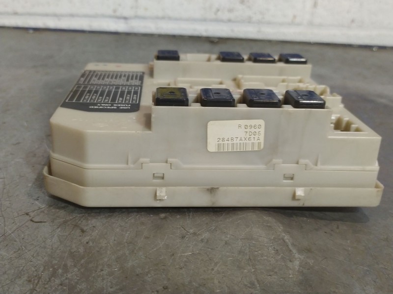 Recambio de caja reles fusibles para nissan note (e11e)  | 0.06 - ...  | 0.06 - ... referencia OEM IAM 284B7AX61A R09607D05 