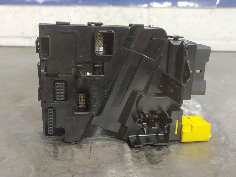 Recambio de centralita luces para volkswagen caddy ka/kb (2k)  | 0.04 - ...  | 0.04 - ... referencia OEM IAM 1K0953549AF  