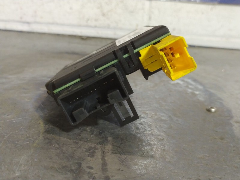 Recambio de centralita luces para volkswagen caddy ka/kb (2k)  | 0.04 - ...  | 0.04 - ... referencia OEM IAM 1K0953549AF  