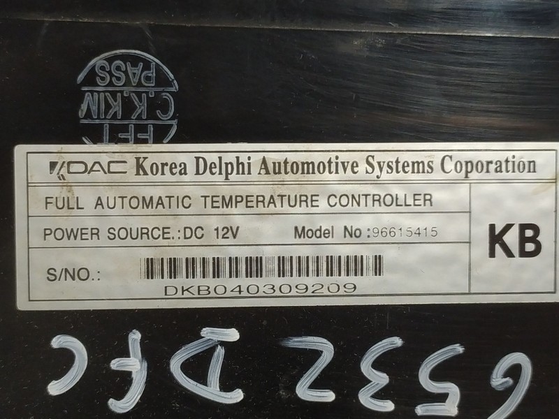 Recambio de mando climatizador para daewoo lacetti 1.6 cat referencia OEM IAM 96615415 DKB040309209S 