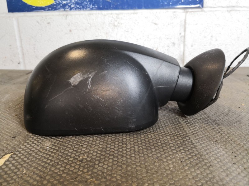 Recambio de retrovisor derecho para dacia logan ambiance referencia OEM IAM ELECTRIC  