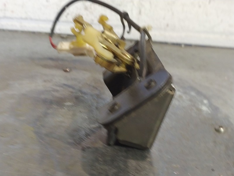 Recambio de cerradura maletero porton para daewoo lacetti 1.6 cat referencia OEM IAM   