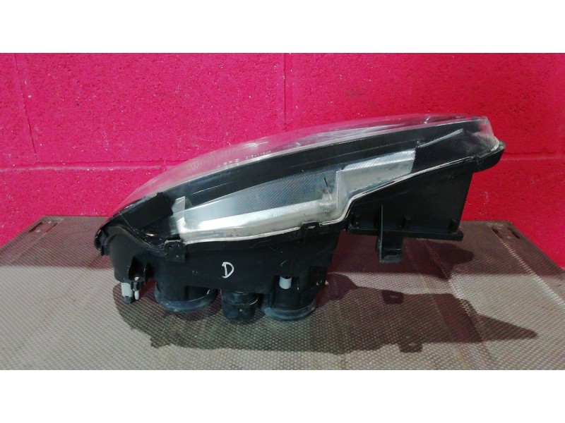 Recambio de faro derecho para nissan primera referencia OEM IAM    Recambio de faro derecho para nissan primera referencia OEM IAM