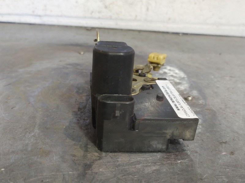 Recambio de cerradura puerta delantera derecha para daewoo lacetti 1.6 cat referencia OEM IAM   