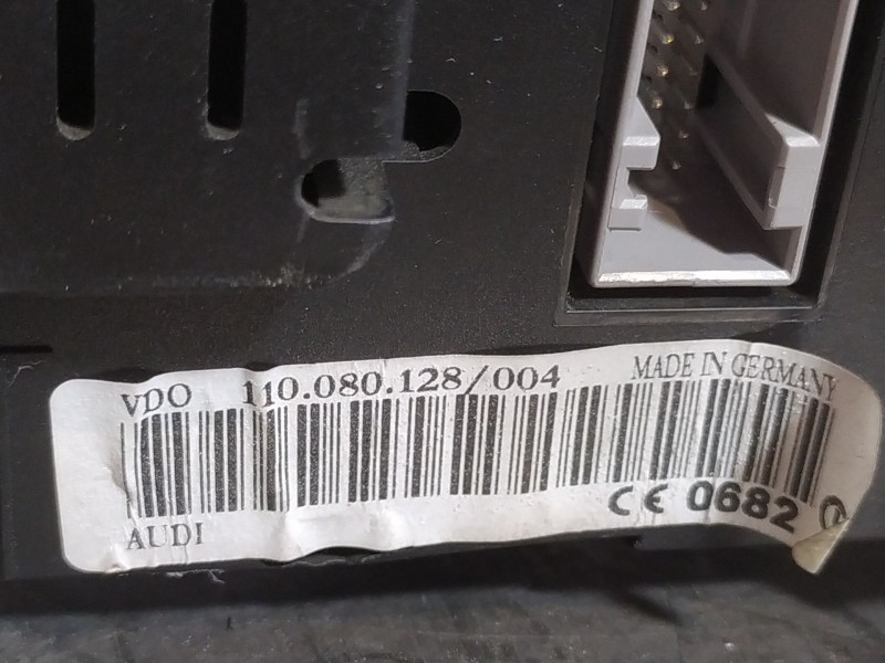 Recambio de cuadro instrumentos para audi allroad quattro (4b5) 2.5 v6 24v tdi referencia OEM IAM 110080128004  