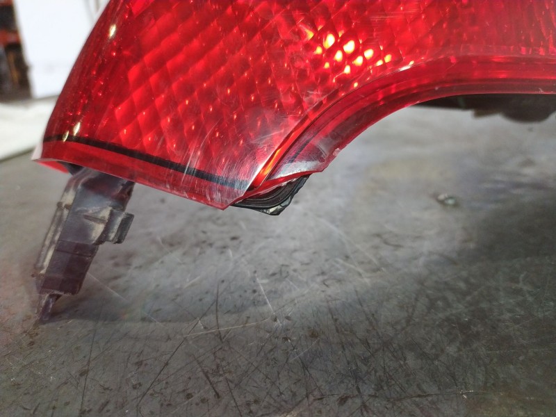 Recambio de piloto trasero izquierdo para nissan note (e11e)  | 0.06 - ...  | 0.06 - ... referencia OEM IAM   