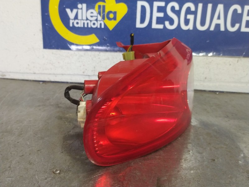 Recambio de piloto trasero izquierdo para daewoo lacetti 1.6 cat referencia OEM IAM   