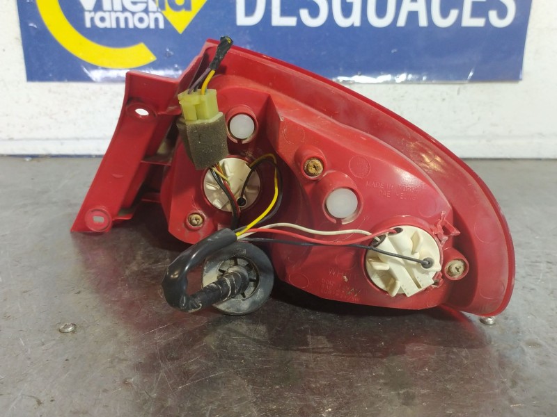 Recambio de piloto trasero izquierdo para daewoo lacetti 1.6 cat referencia OEM IAM   