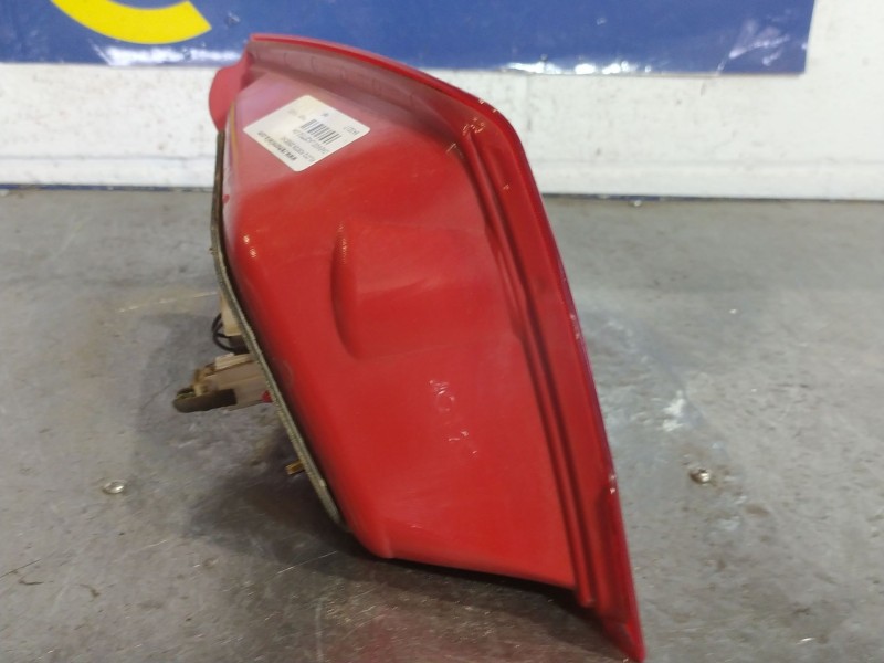 Recambio de piloto porton derecho para daewoo lacetti 1.6 cat referencia OEM IAM   