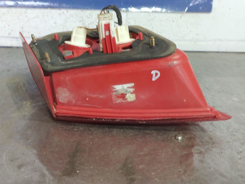 Recambio de piloto porton derecho para daewoo lacetti 1.6 cat referencia OEM IAM   