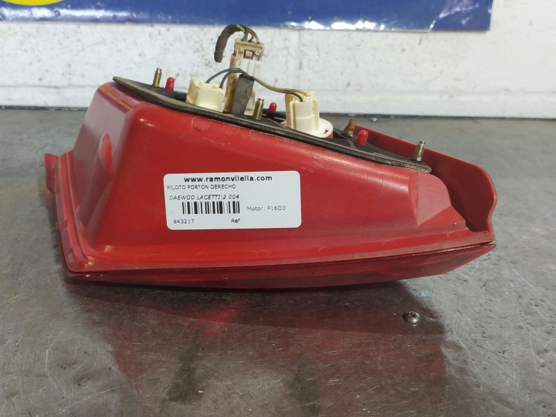 Recambio de piloto porton derecho para daewoo lacetti 1.6 cat referencia OEM IAM   