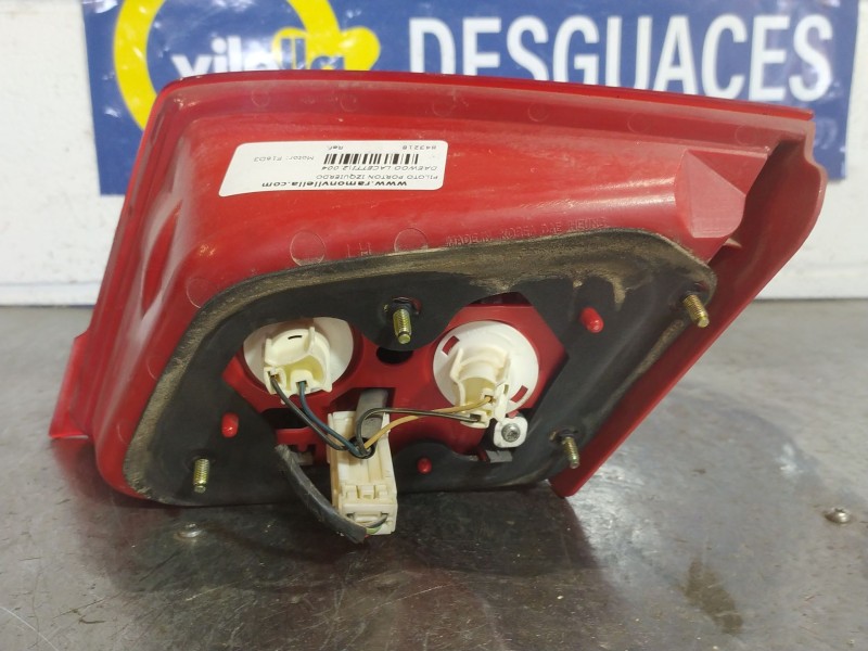 Recambio de piloto porton izquierdo para daewoo lacetti 1.6 cat referencia OEM IAM   